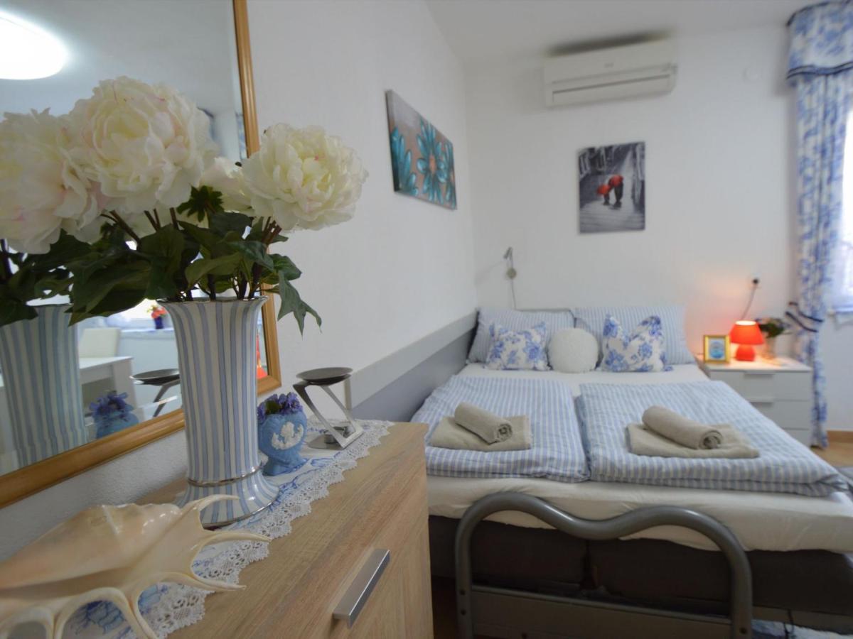 Apartment Friedrich-3 By Interhome Tribunj  Ngoại thất bức ảnh